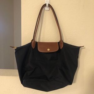 Longchamp black nylon Le Pilage tote